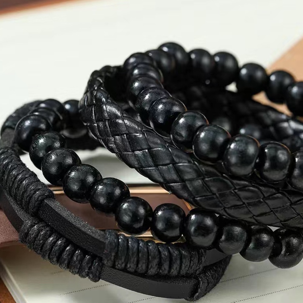 Set a four leather and Wood bracelets - Picture 9 of 10